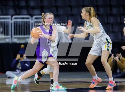 Thumbnail 3 in Bellevue East vs. Gretna photogallery.