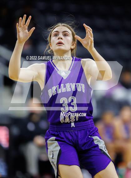 Thumbnail 1 in Bellevue East vs. Gretna photogallery.