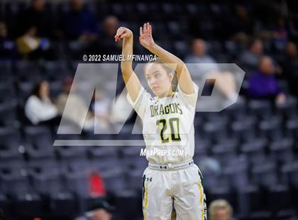 Thumbnail 3 in Bellevue East vs. Gretna photogallery.