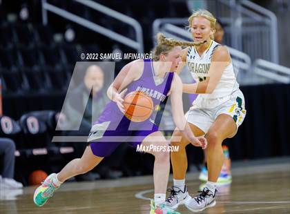 Thumbnail 1 in Bellevue East vs. Gretna photogallery.