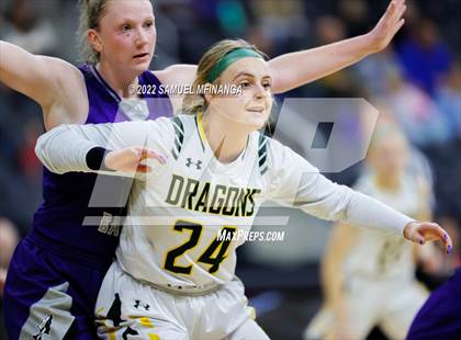 Thumbnail 1 in Bellevue East vs. Gretna photogallery.