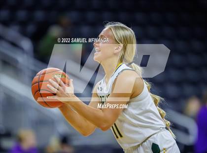 Thumbnail 2 in Bellevue East vs. Gretna photogallery.
