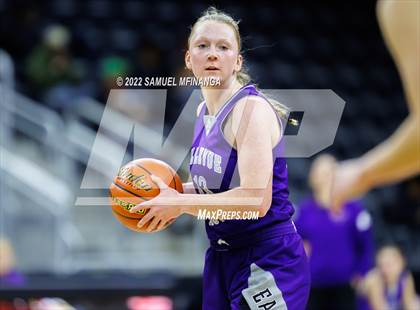 Thumbnail 1 in Bellevue East vs. Gretna photogallery.