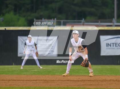 Thumbnail 2 in Oscar Smith @ Hickory photogallery.