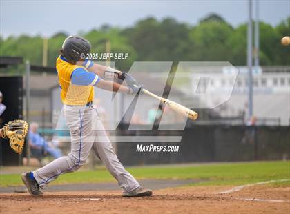 Thumbnail 1 in Oscar Smith @ Hickory photogallery.
