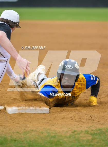 Thumbnail 1 in Oscar Smith @ Hickory photogallery.