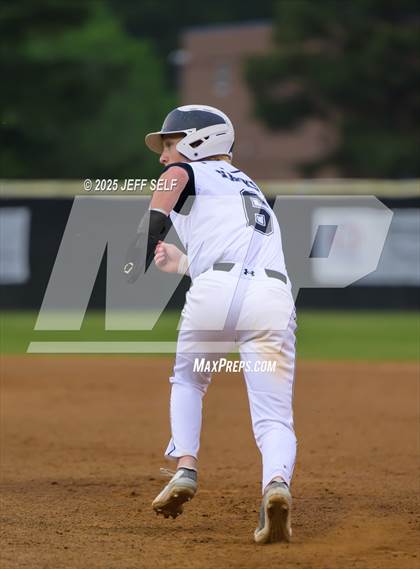 Thumbnail 3 in Oscar Smith @ Hickory photogallery.