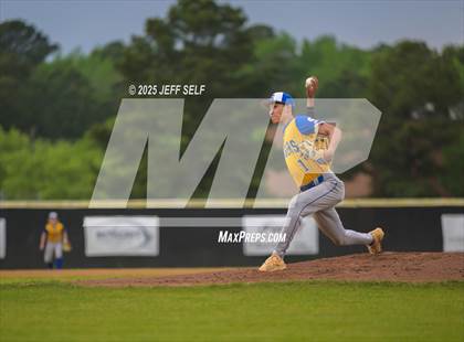 Thumbnail 3 in Oscar Smith @ Hickory photogallery.