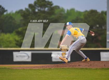Thumbnail 2 in Oscar Smith @ Hickory photogallery.