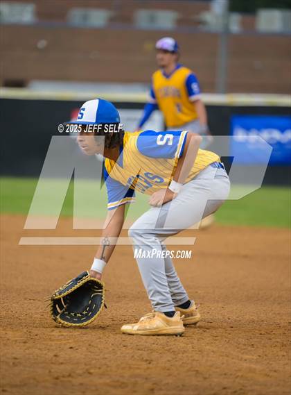 Thumbnail 2 in Oscar Smith @ Hickory photogallery.