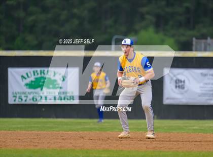 Thumbnail 1 in Oscar Smith @ Hickory photogallery.