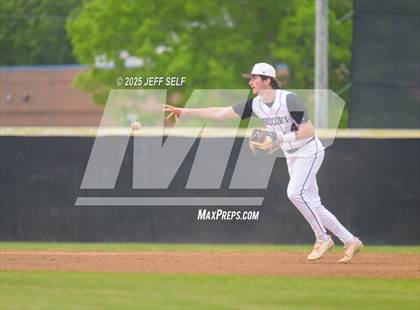Thumbnail 3 in Oscar Smith @ Hickory photogallery.