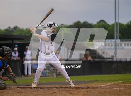 Thumbnail 2 in Oscar Smith @ Hickory photogallery.