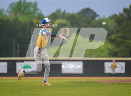 Thumbnail 1 in Oscar Smith @ Hickory photogallery.