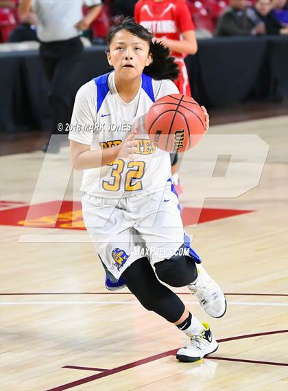Thumbnail 2 in Monument Valley vs. Valley (Sanders) - Native American Basketball Classic photogallery.
