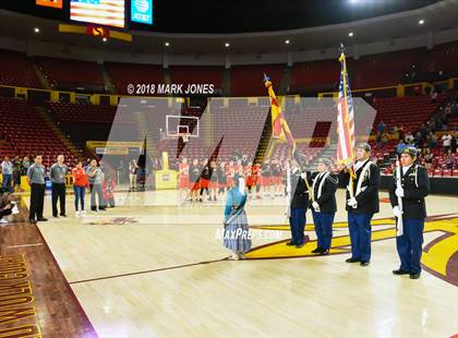 Thumbnail 2 in Monument Valley vs. Valley (Sanders) - Native American Basketball Classic photogallery.