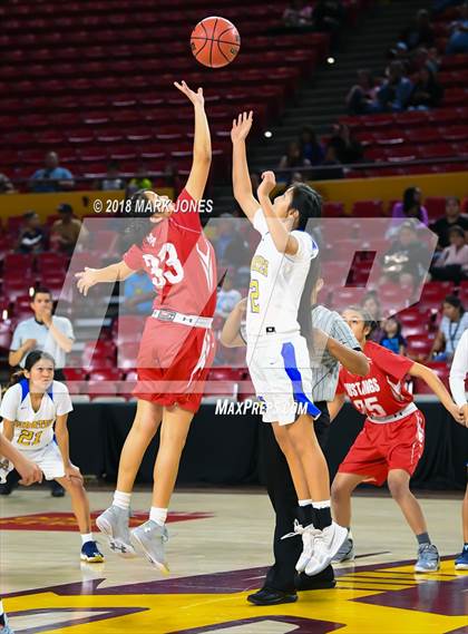 Thumbnail 1 in Monument Valley vs. Valley (Sanders) - Native American Basketball Classic photogallery.