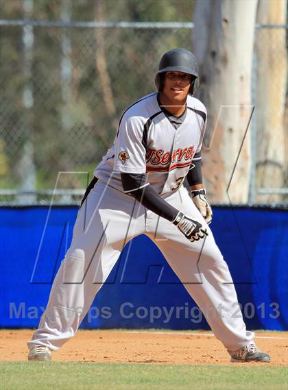 Thumbnail 2 in JV: JSerra Catholic @ Santa Margarita photogallery.