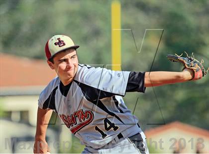 Thumbnail 1 in JV: JSerra Catholic @ Santa Margarita photogallery.