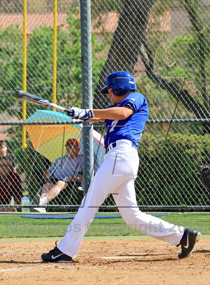 Thumbnail 1 in JV: JSerra Catholic @ Santa Margarita photogallery.