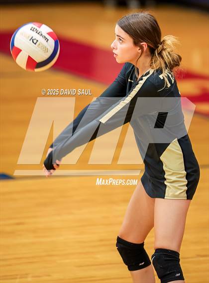 Thumbnail 1 in Palmer @ Sand Creek photogallery.