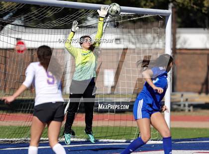 Thumbnail 1 in Richardson @ Nolan Catholic (Duncanville Classic) photogallery.