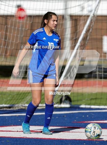 Thumbnail 3 in Richardson @ Nolan Catholic (Duncanville Classic) photogallery.