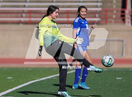 Thumbnail 1 in Richardson @ Nolan Catholic (Duncanville Classic) photogallery.