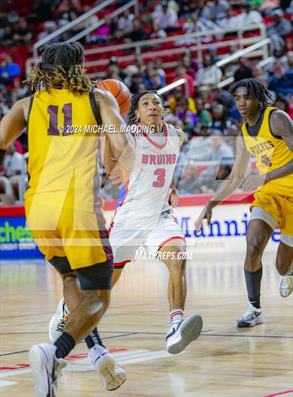 Thumbnail 1 in West Brook vs. Beaumont United (UIL Basketball 6A Regional Quarterfinal) photogallery.