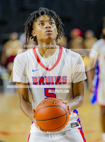 Thumbnail 2 in West Brook vs. Beaumont United (UIL Basketball 6A Regional Quarterfinal) photogallery.