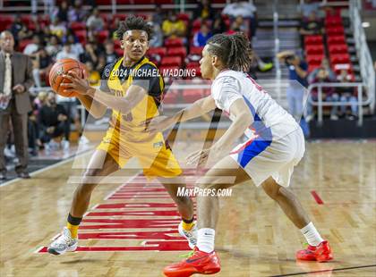 Thumbnail 1 in West Brook vs. Beaumont United (UIL Basketball 6A Regional Quarterfinal) photogallery.