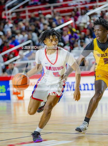 Thumbnail 1 in West Brook vs. Beaumont United (UIL Basketball 6A Regional Quarterfinal) photogallery.
