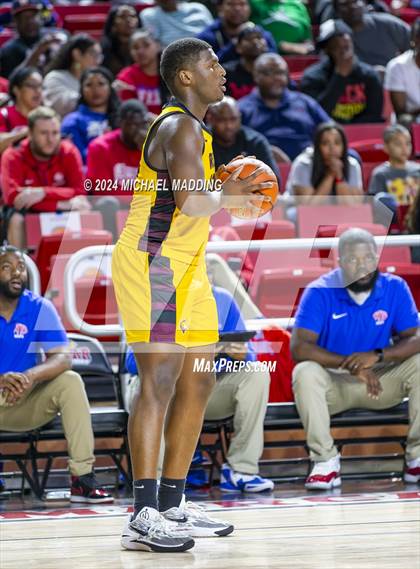 Thumbnail 2 in West Brook vs. Beaumont United (UIL Basketball 6A Regional Quarterfinal) photogallery.