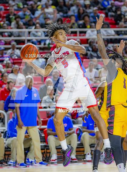 Thumbnail 2 in West Brook vs. Beaumont United (UIL Basketball 6A Regional Quarterfinal) photogallery.