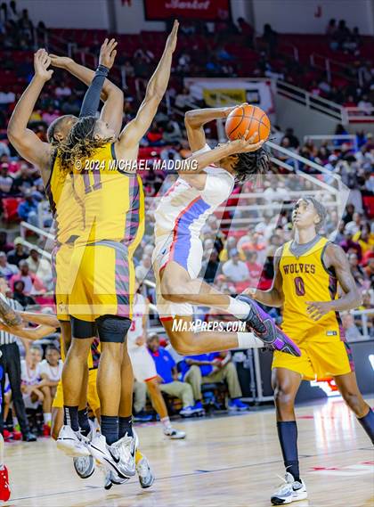 Thumbnail 1 in West Brook vs. Beaumont United (UIL Basketball 6A Regional Quarterfinal) photogallery.