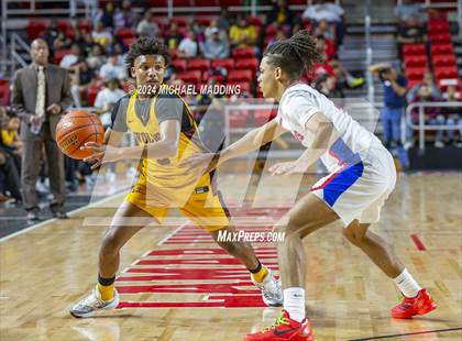 Thumbnail 2 in West Brook vs. Beaumont United (UIL Basketball 6A Regional Quarterfinal) photogallery.