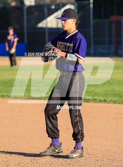 Thumbnail 2 in Righetti vs Marshall photogallery.