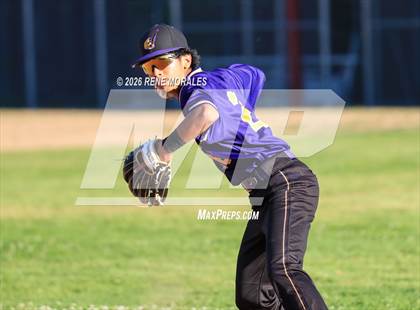 Thumbnail 3 in Righetti vs Marshall photogallery.