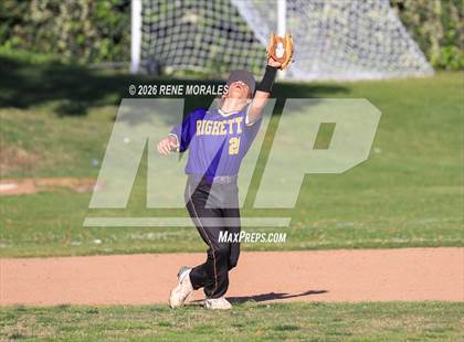 Thumbnail 1 in Righetti vs Marshall photogallery.