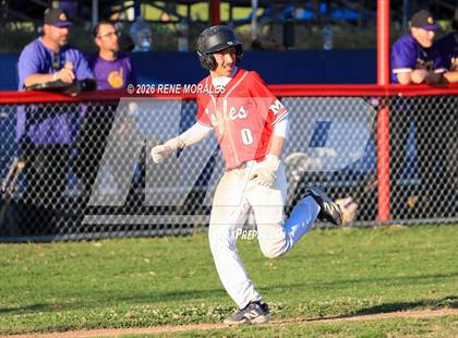 Thumbnail 1 in Righetti vs Marshall photogallery.