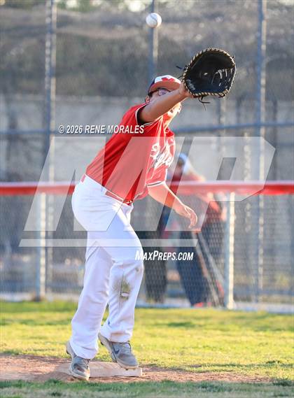 Thumbnail 1 in Righetti vs Marshall photogallery.