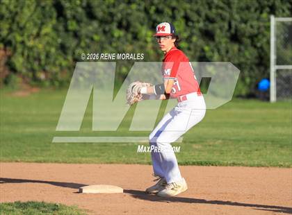 Thumbnail 3 in Righetti vs Marshall photogallery.