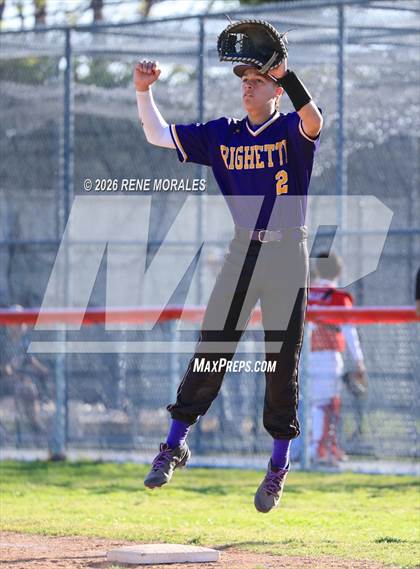 Thumbnail 3 in Righetti vs Marshall photogallery.