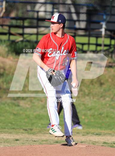 null - Photo 01