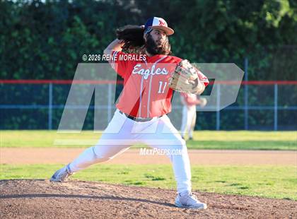 Thumbnail 2 in Righetti vs Marshall photogallery.