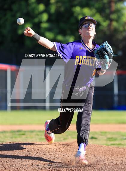 Thumbnail 2 in Righetti vs Marshall photogallery.