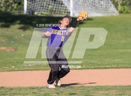 Thumbnail 2 in Righetti vs Marshall photogallery.