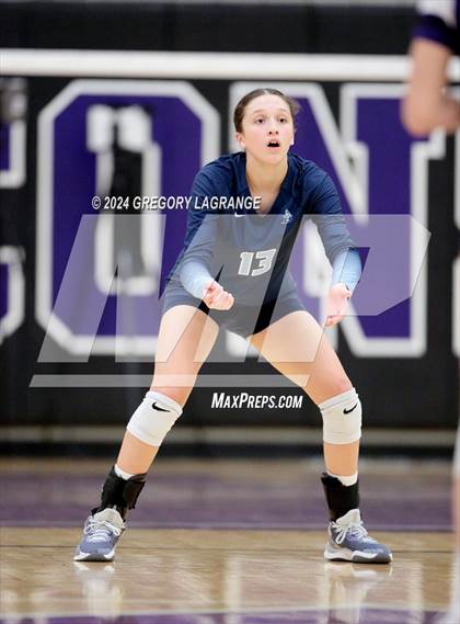Thumbnail 3 in Bell vs Timber Creek photogallery.