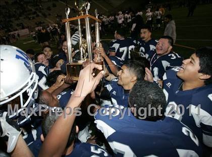 Thumbnail 2 in South East vs. Marshall (CIF LACS D2 Final) photogallery.