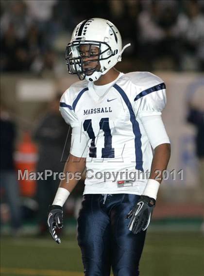 Thumbnail 3 in South East vs. Marshall (CIF LACS D2 Final) photogallery.